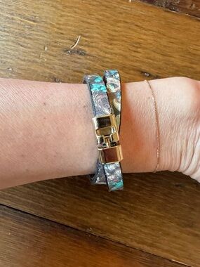 Leighelena Printed T-Bar Wrap Leather Bracelet